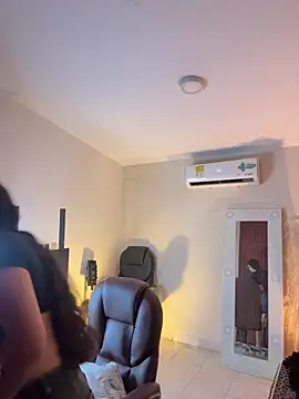  Niah  online show from 03/07/26, 08:36