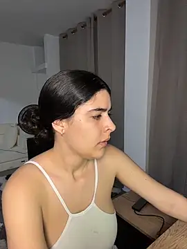  Niah  online show from 04/06/26, 12:50