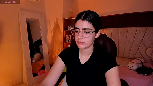  Niah  online show from 04/13/26, 09:19