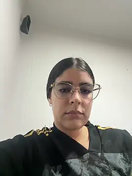 Snapshot of _Niah_ chatting on 02/14/26, 02:34 Niah online show from 02/14/26, 02:34