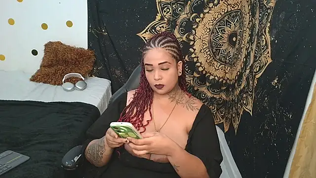 Amaranthagolldiie online show from 04/11/26, 11:41