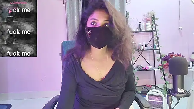 Naughty nightz online show from 11/13/25, 02:15