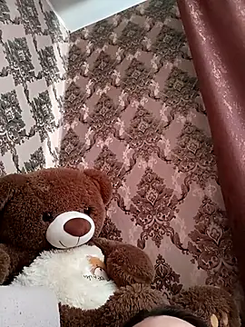 Snapshot of LeilaSaint chatting on 11/18/25, 07:33 LeilaSaint online show from 11/18/25, 07:33