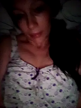 Snapshot of LeilaSaint chatting on 11/28/25, 05:57 LeilaSaint online show from 11/28/25, 05:57