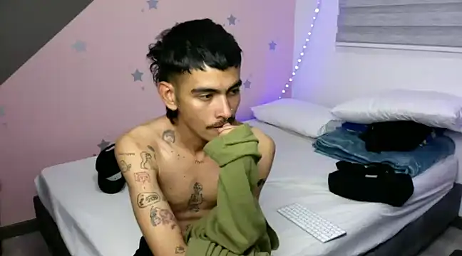 Snapshot of sorry-mom69 chatting on 01/24/25, 11:02 sorry-mom69 online show from 01/24/25, 11:02