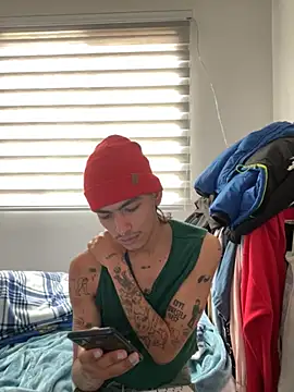 Snapshot of sorry-mom69 chatting on 10/07/25, 02:18 sorry-mom69 online show from 10/07/25, 02:18