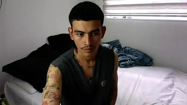 Snapshot of sorry-mom69 chatting on 10/02/25, 07:17 sorry-mom69 online show from 10/02/25, 07:17