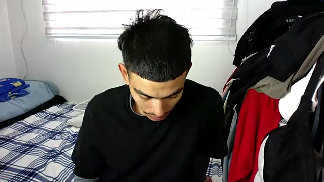 Snapshot of sorry-mom69 chatting on 09/14/25, 08:53 sorry-mom69 online show from 09/14/25, 08:53