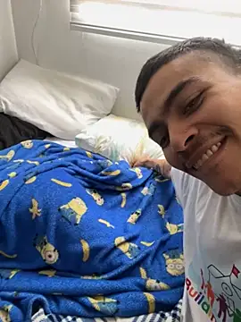 Snapshot of sorry-mom69 chatting on 11/17/25, 02:10 sorry-mom69 online show from 11/17/25, 02:10