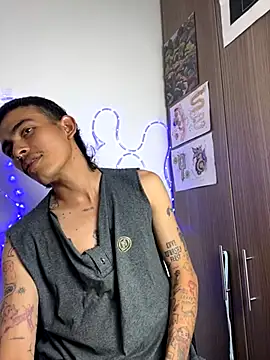 Snapshot of sorry-mom69 chatting on 12/02/25, 07:15 sorry-mom69 online show from 12/02/25, 07:15