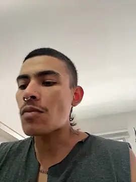 Snapshot of sorry-mom69 chatting on 10/26/25, 08:20 sorry-mom69 online show from 10/26/25, 08:20