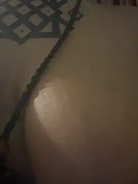 nickytheehawtie online show from 04/12/26, 03:59