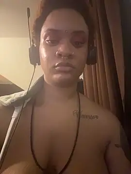 Snapshot of nickytheehawtie chatting on 02/20/26, 04:53 nickytheehawtie online show from 02/20/26, 04:53