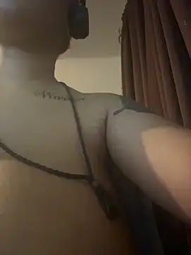 nickytheehawtie online show from 03/23/26, 01:17