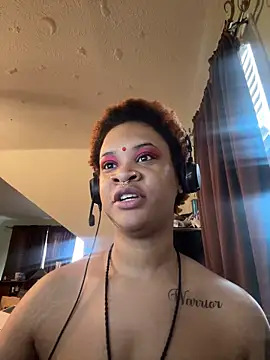 Snapshot of nickytheehawtie chatting on 02/20/26, 06:10 nickytheehawtie online show from 02/20/26, 06:10