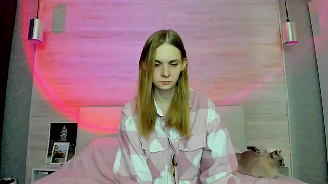 molly hunt  online show from 03/31/26, 05:26