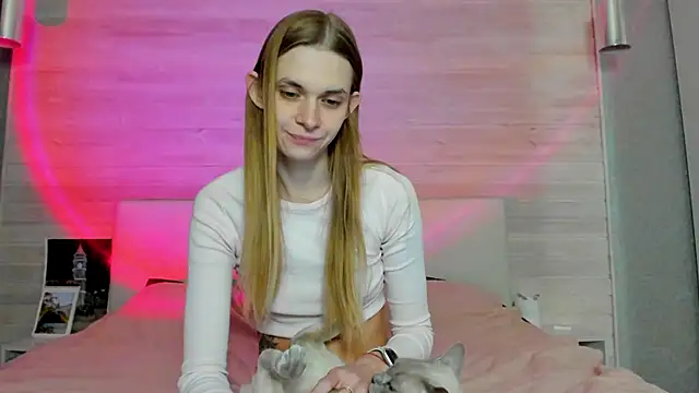 molly hunt  online show from 02/02/26, 05:56