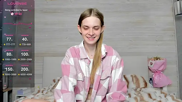 molly hunt  online show from 03/08/25, 06:54