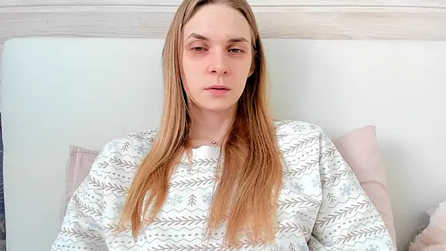 molly hunt  online show from 02/26/25, 03:46