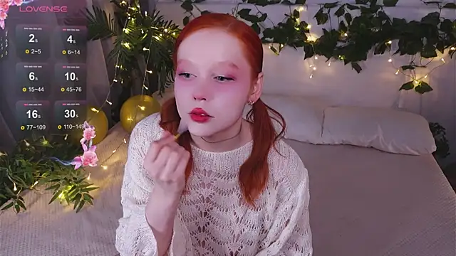 Snapshot of Elfa_Mirielle chatting on 09/25/25, 05:24 Elfa Mirielle online show from 09/25/25, 05:24