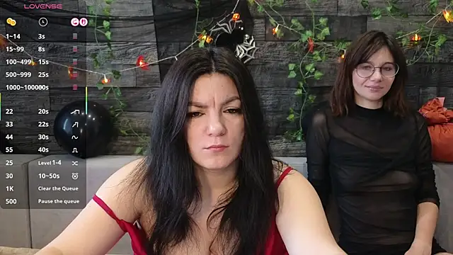 Vika loves you online show from 10/31/25, 03:03