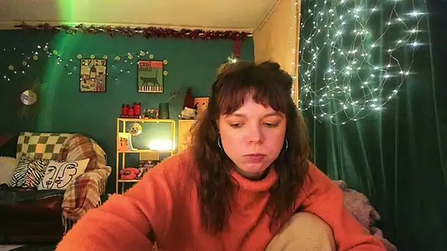 Snapshot of ClancyMorissey chatting on 12/19/25, 07:27 ClancyMorissey online show from 12/19/25, 07:27