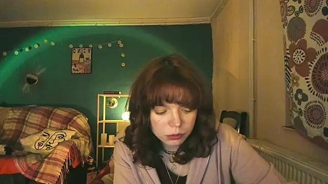 Snapshot of ClancyMorissey chatting on 02/25/25, 08:21 ClancyMorissey online show from 02/25/25, 08:21