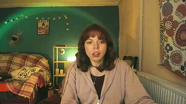 Snapshot of ClancyMorissey chatting on 02/25/25, 11:26 ClancyMorissey online show from 02/25/25, 11:26