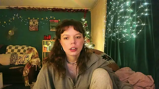 Snapshot of ClancyMorissey chatting on 12/21/25, 05:47 ClancyMorissey online show from 12/21/25, 05:47