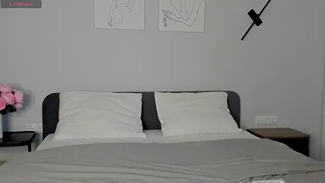 miss emily  online show from 03/22/26, 07:59