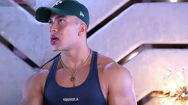 Snapshot of JOEYEVANS chatting on 12/02/25, 02:12 JOEYEVANS online show from 12/02/25, 02:12