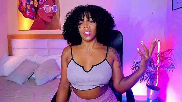 AitanaBrown  online show from 02/06/26, 06:48