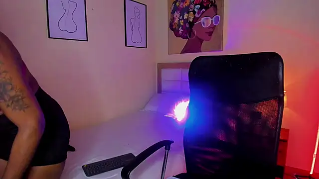 AitanaBrown  online show from 10/12/25, 04:19