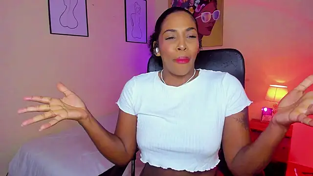 AitanaBrown  online show from 09/19/25, 09:19