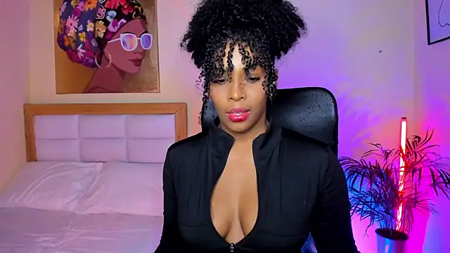 AitanaBrown  online show from 04/17/26, 09:39