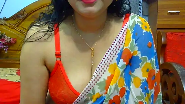 Snapshot of Daneldayna chatting on 03/11/25, 01:45 Daneldayna online show from 03/11/25, 01:45