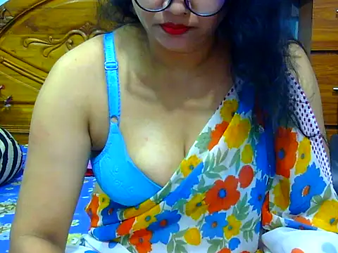 Snapshot of Daneldayna chatting on 06/09/26, 06:20 Daneldayna online show from 06/09/26, 06:20