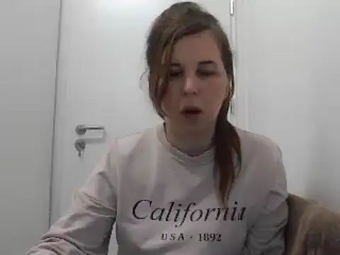 Snapshot of loveis007 chatting on 02/26/25, 11:30 loveis007 online show from 02/26/25, 11:30