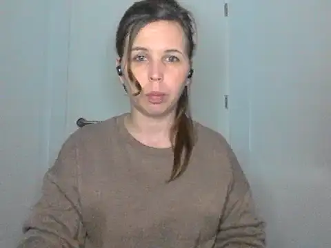 Snapshot of loveis007 chatting on 03/20/25, 11:45 loveis007 online show from 03/20/25, 11:45