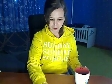 loveis007 online show from 12/04/25, 07:24