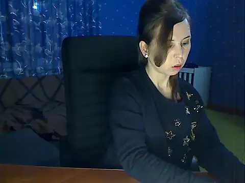 loveis007 online show from 11/30/25, 07:36