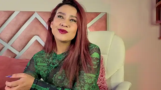  kelly hous36 online show from 12/19/25, 12:51