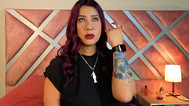  kelly hous36 online show from 11/22/25, 12:48