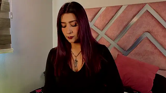  kelly hous36 online show from 11/20/25, 12:39