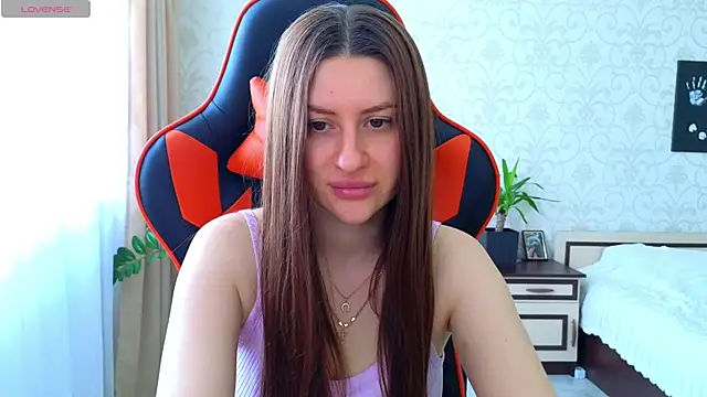 Elishka  online show from 04/05/26, 07:37