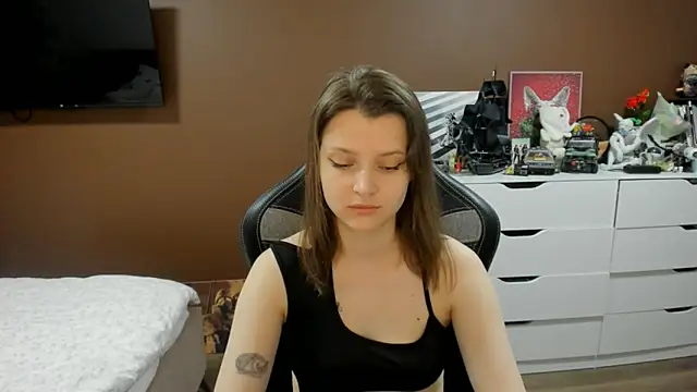SoniNesti online show from 06/18/26, 03:50