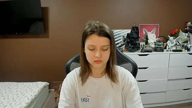 SoniNesti online show from 06/16/26, 03:12