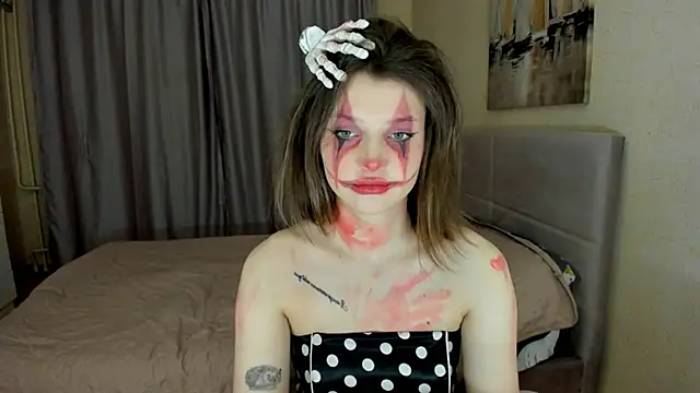 SoniNesti online show from 10/31/25, 02:46