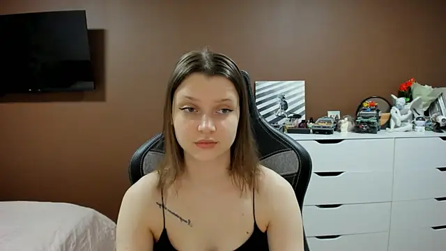 SoniNesti online show from 03/11/26, 02:33