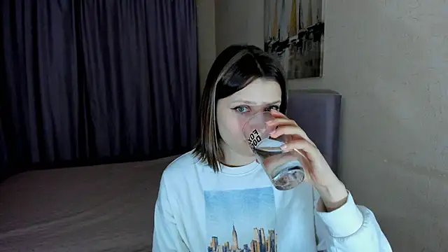 SoniNesti online show from 12/19/25, 03:47